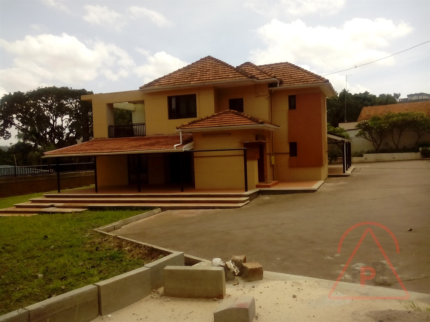 Mansion for rent in Kololo Kampala