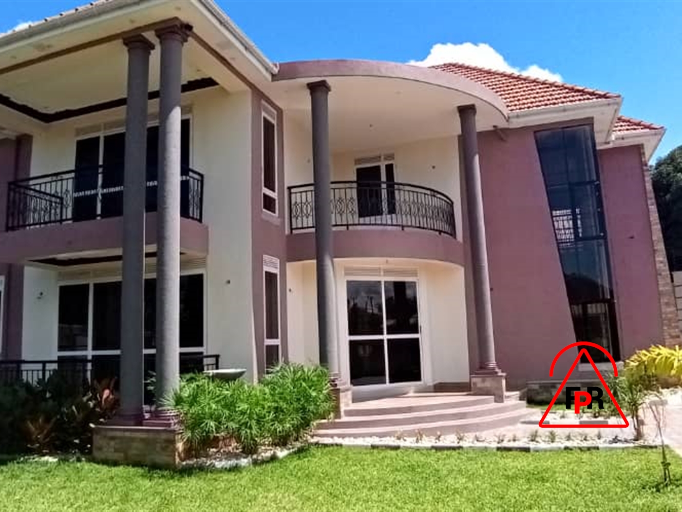 Mansion for sale in Munyonyo Kampala