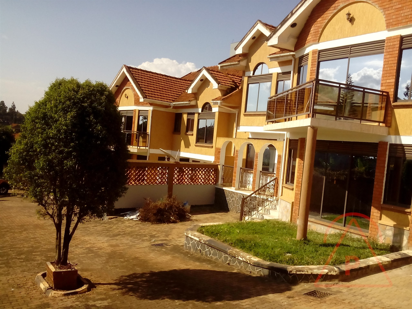 Town House for rent in Naguru Kampala