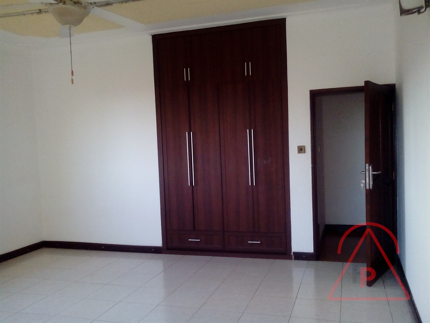 Town House for rent in Naguru Kampala