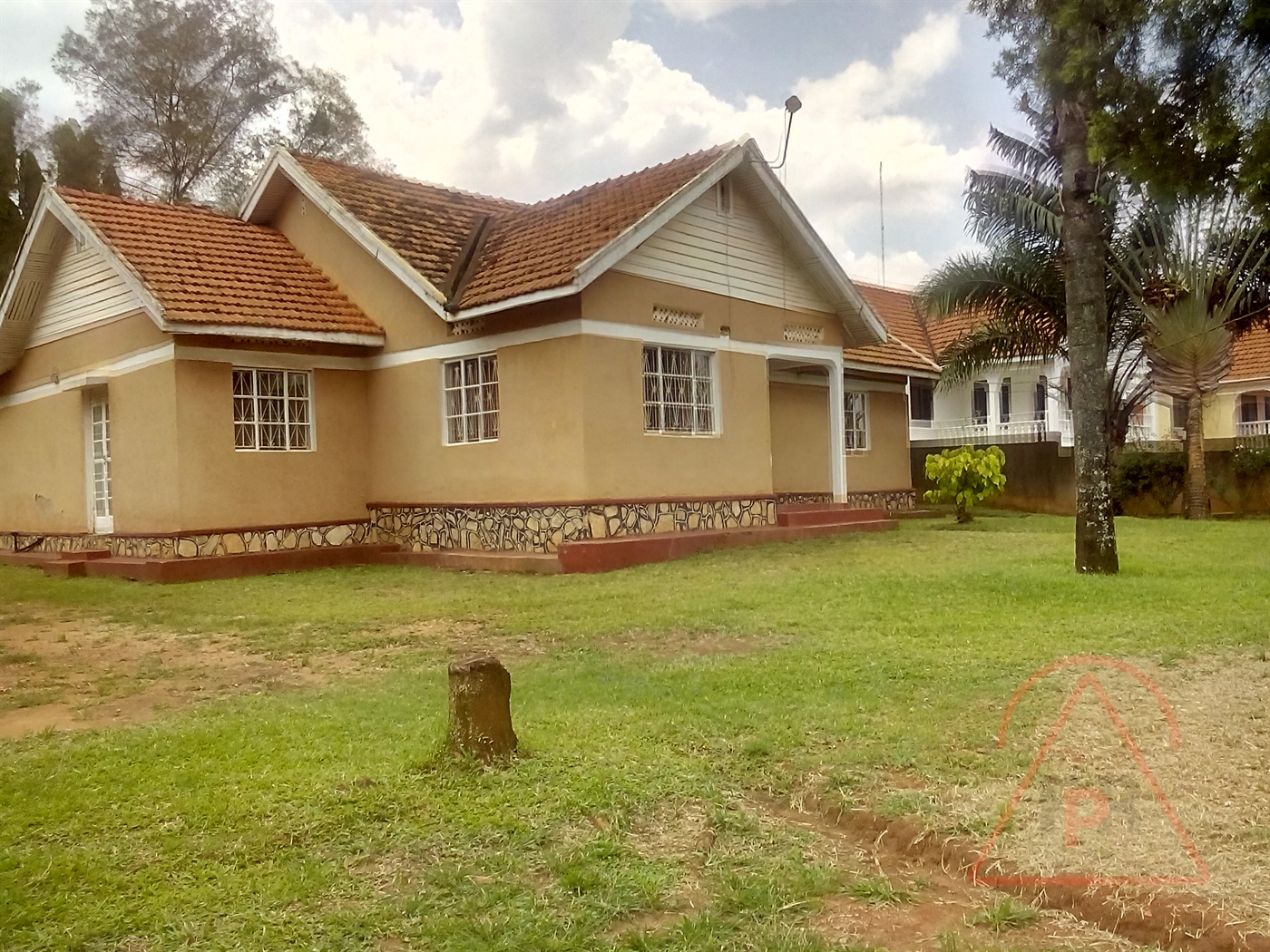 Bungalow for rent in Naguru Kampala