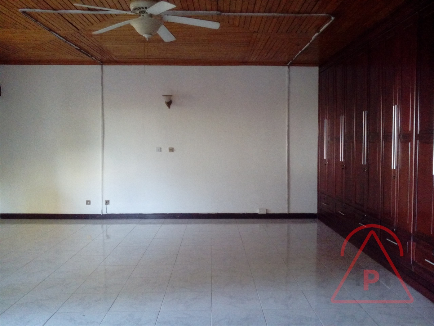 Town House for rent in Naguru Kampala