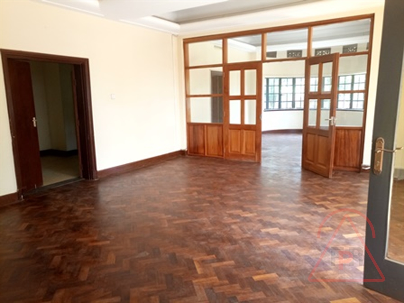 Town House for rent in Kololo Kampala