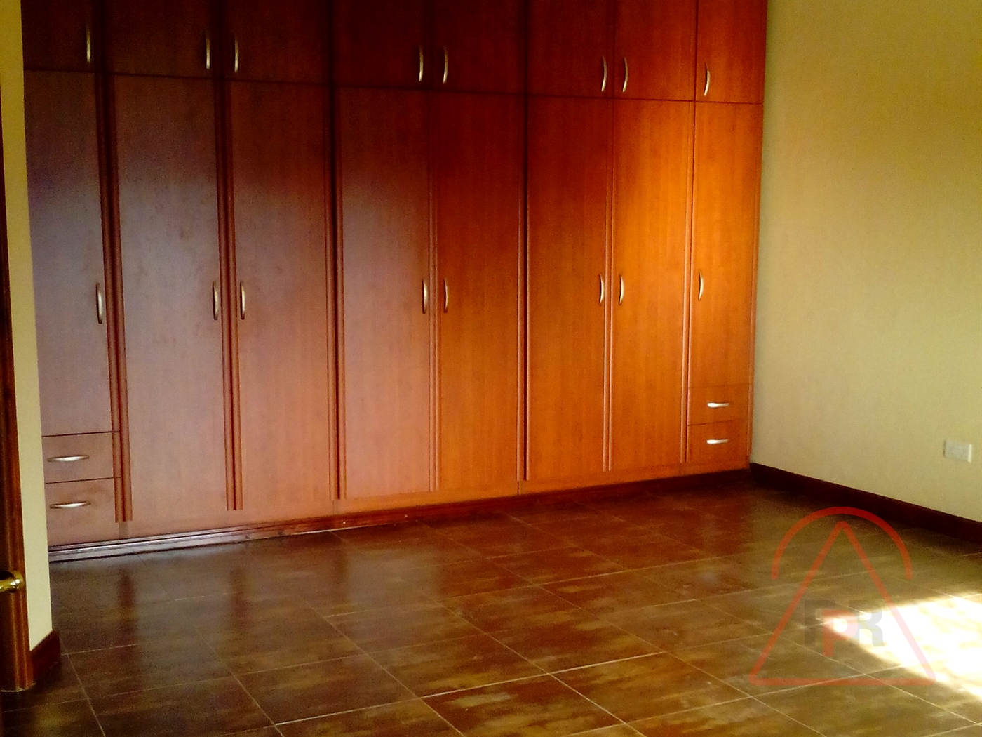 Town House for rent in Naguru Kampala