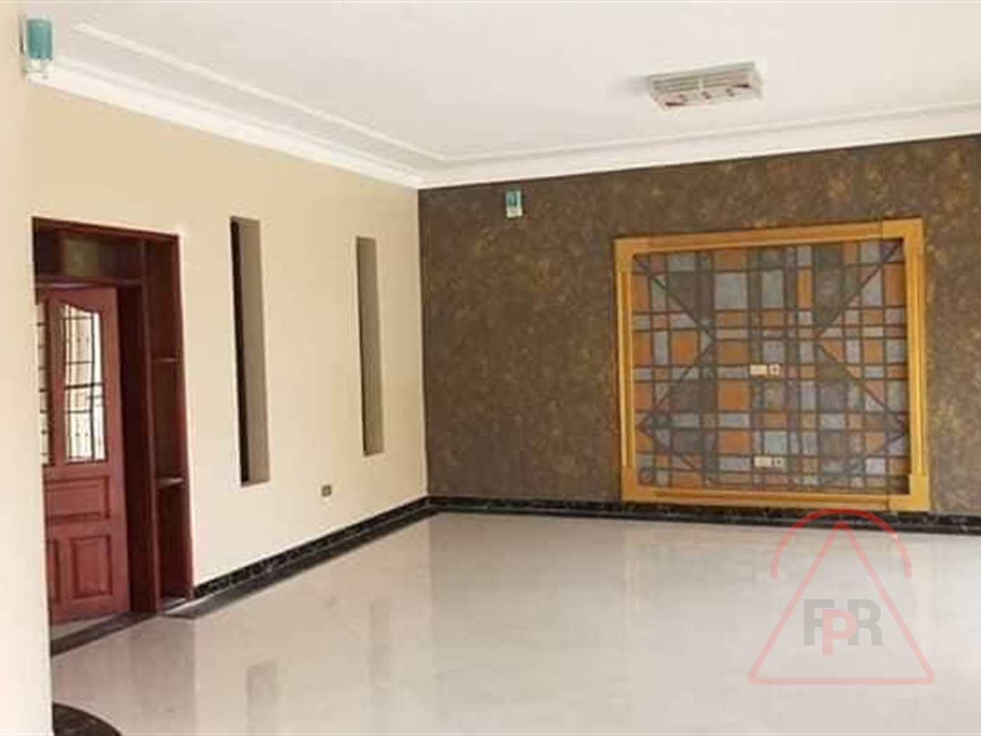 Mansion for sale in Kiwaatule Kampala