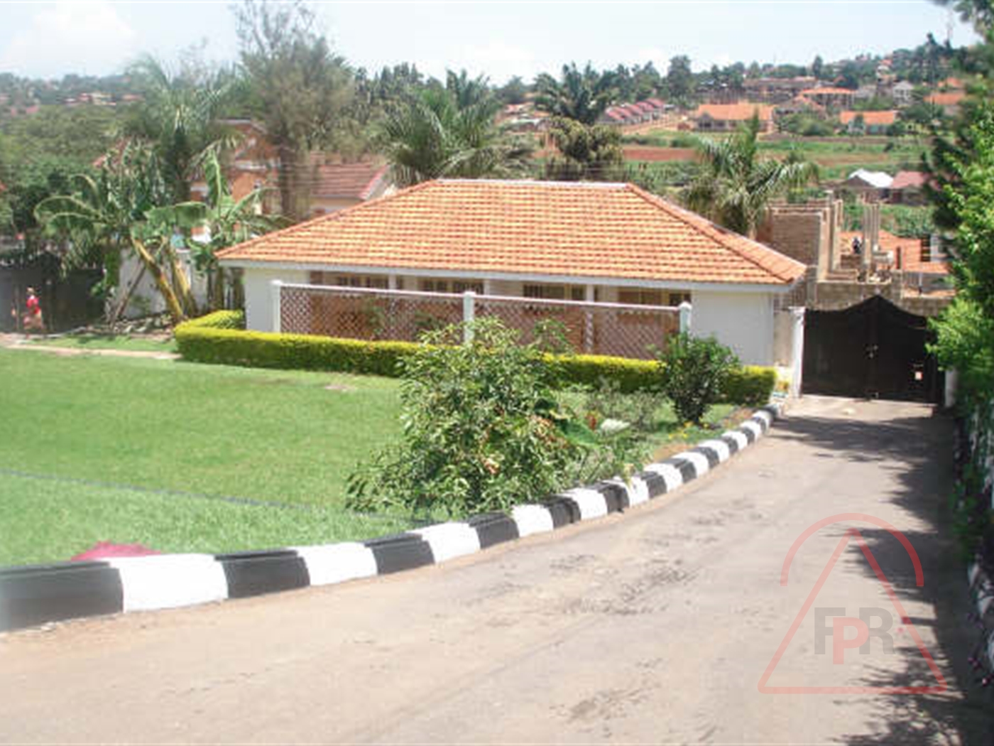 Mansion for sale in Bugoloobi Kampala