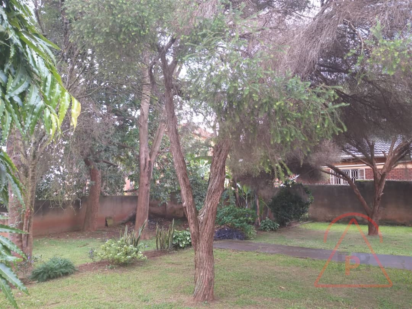 Bungalow for sale in Kiwaatule Kampala