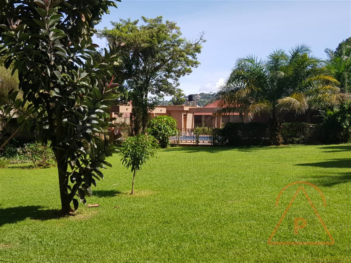 Mansion for sale in Bbunga Kampala