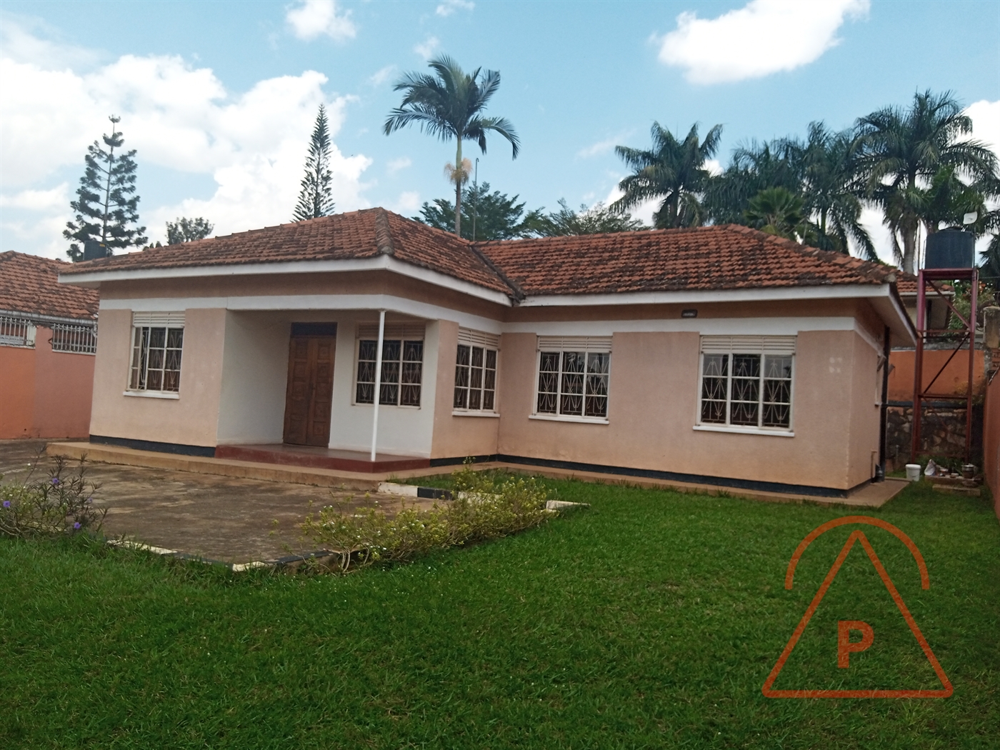 3 bedroom Bungalow for sale in Ntinda Kampala Uganda, code 47816, 01