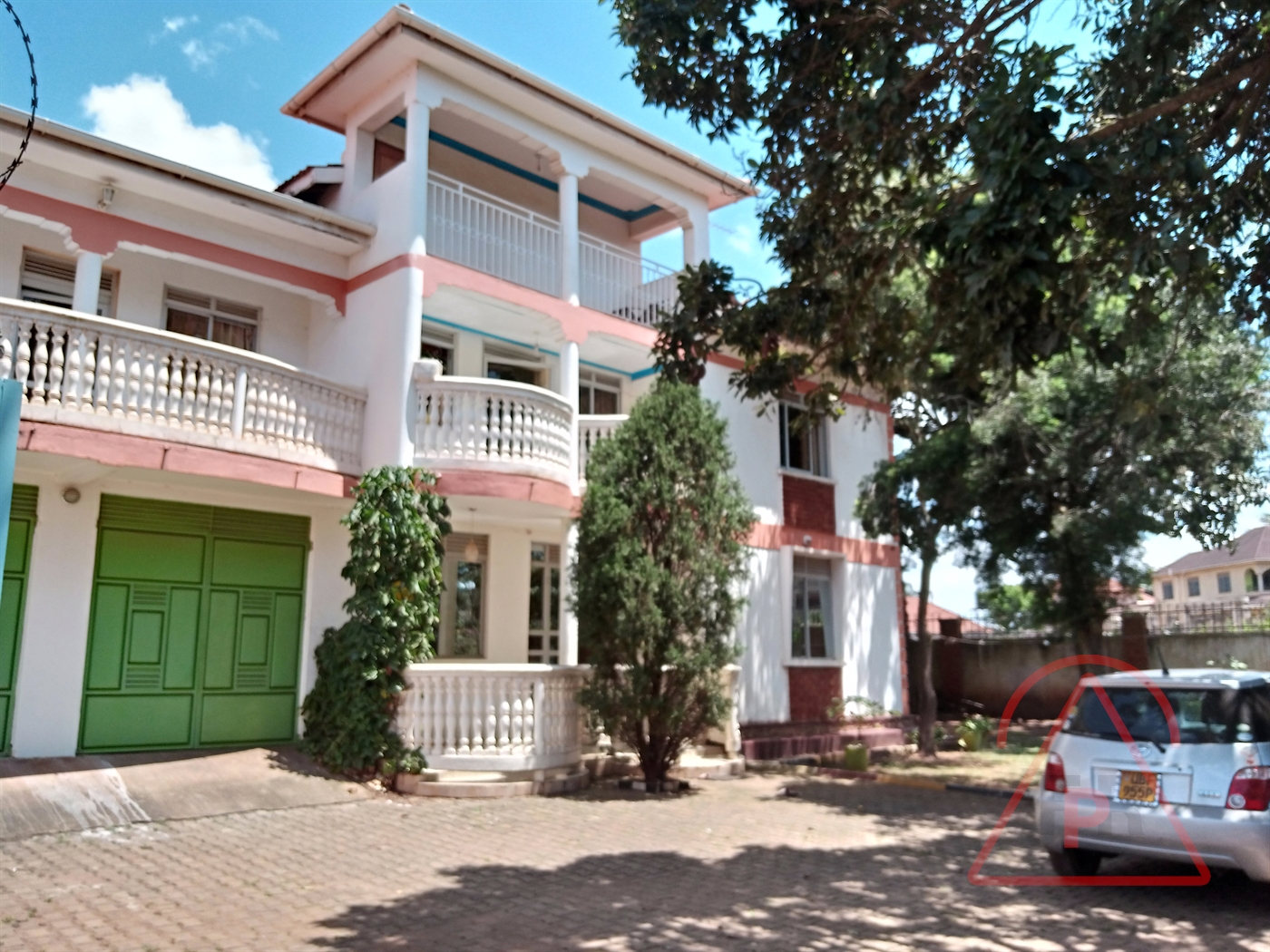 Mansion for sale in Munyonyo Kampala