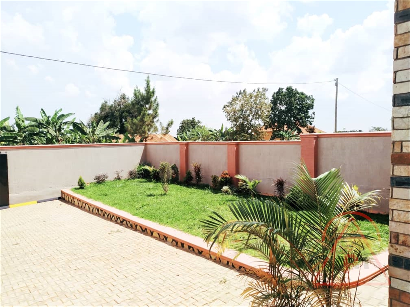 Bungalow for sale in Kira Wakiso