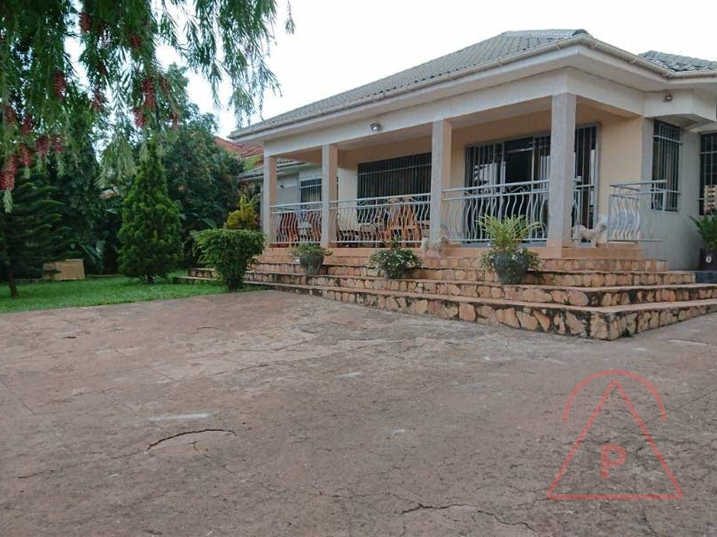 Bungalow for sale in Muyenga Kampala