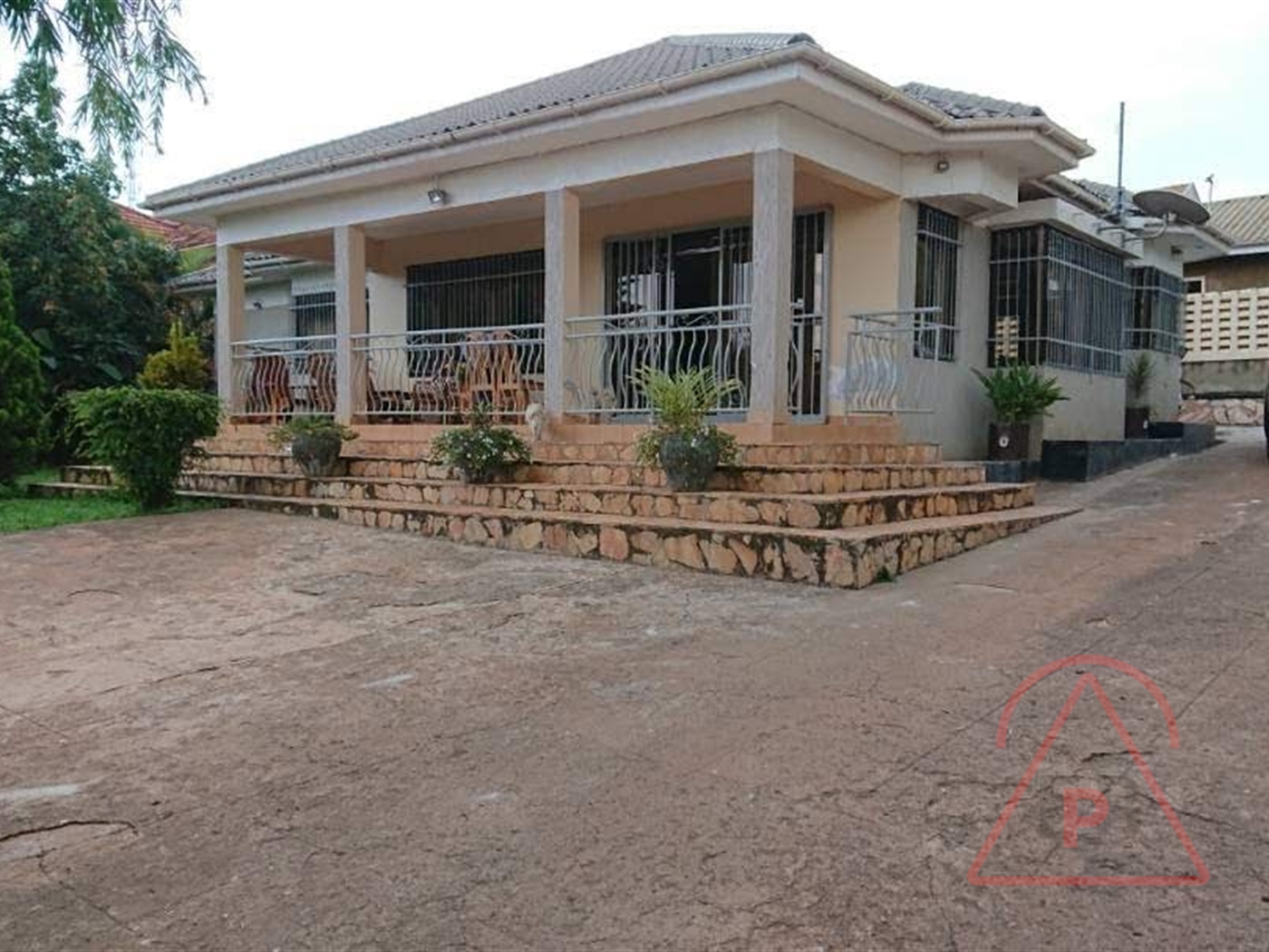 Bungalow for sale in Muyenga Kampala