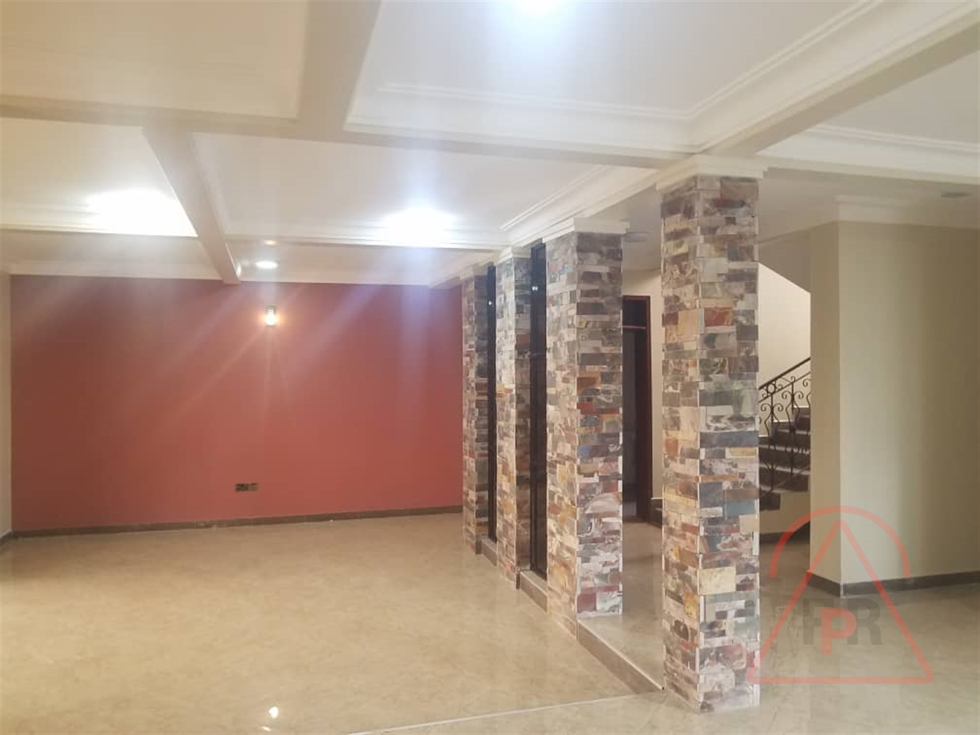 Mansion for sale in Kira Wakiso