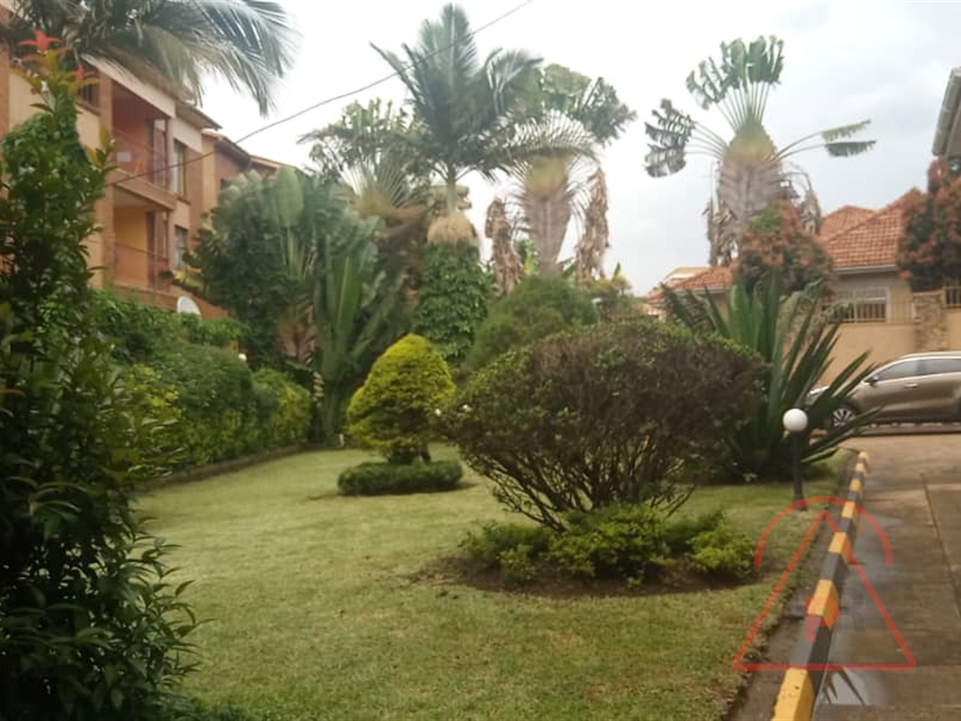 Mansion for sale in Kiwaatule Kampala