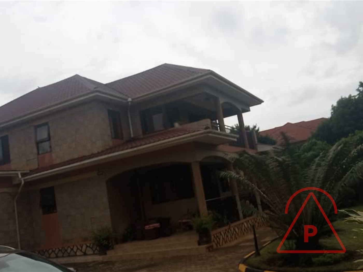 Mansion for sale in Kiwaatule Kampala