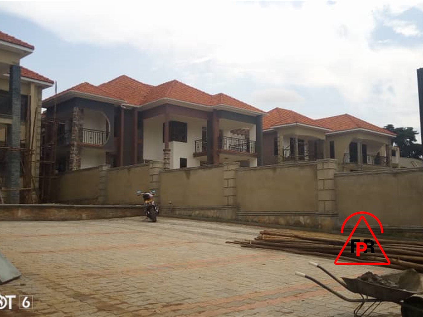 Mansion for sale in Kiwaatule Kampala