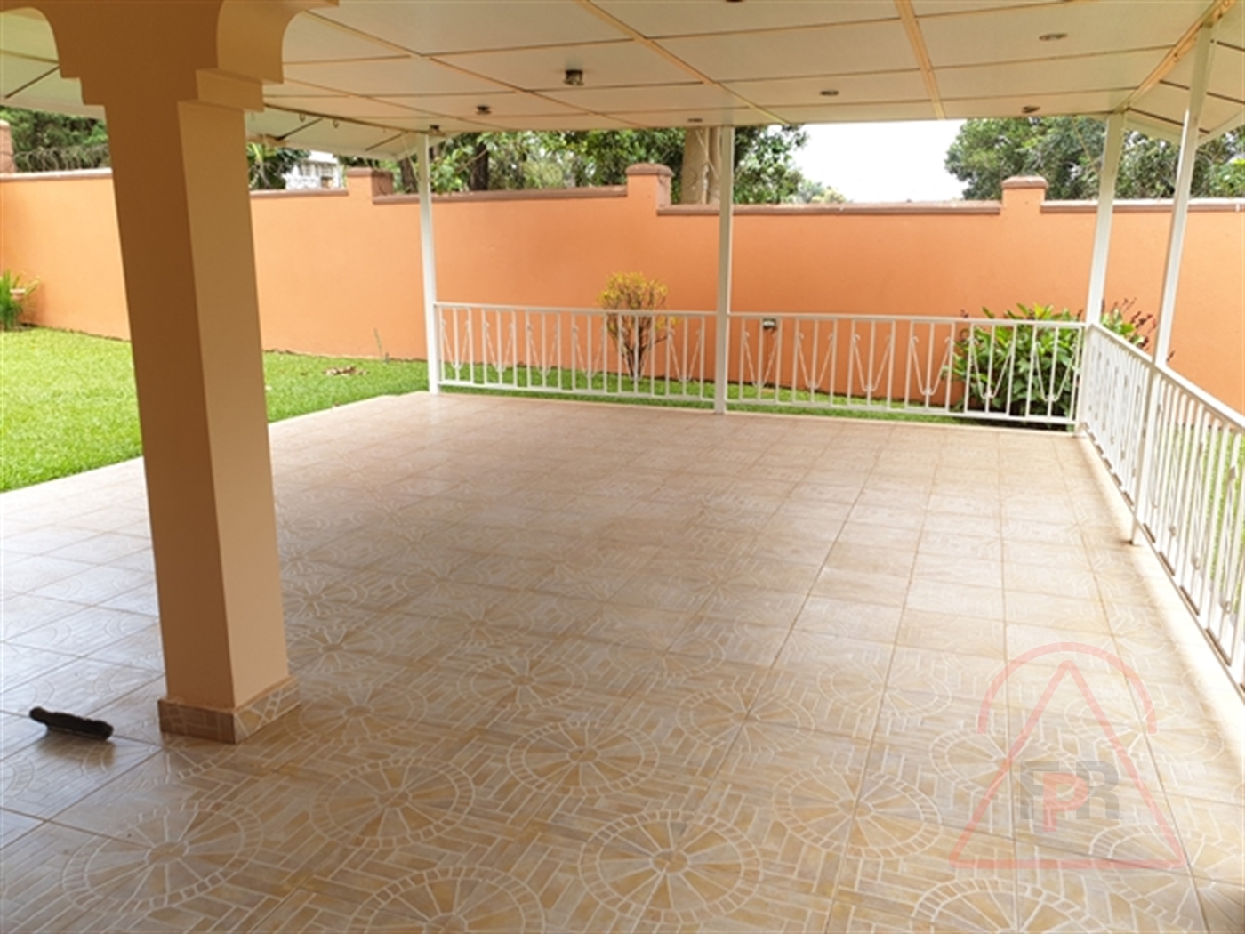 Bungalow for rent in Naguru Kampala