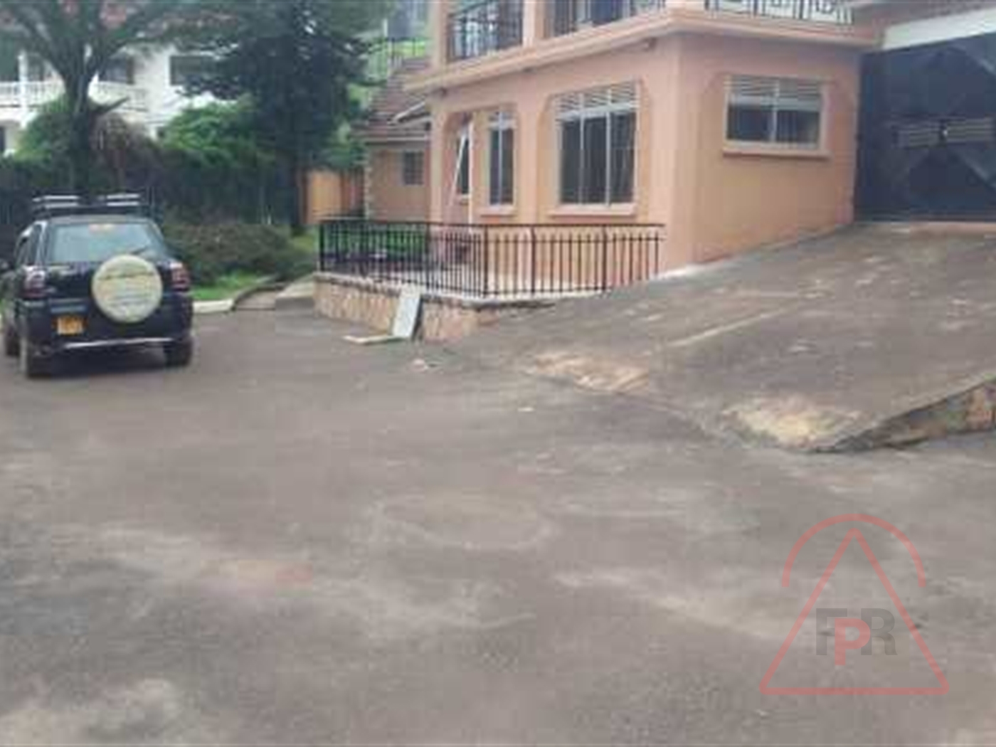 Duplex for rent in Naguru Kampala