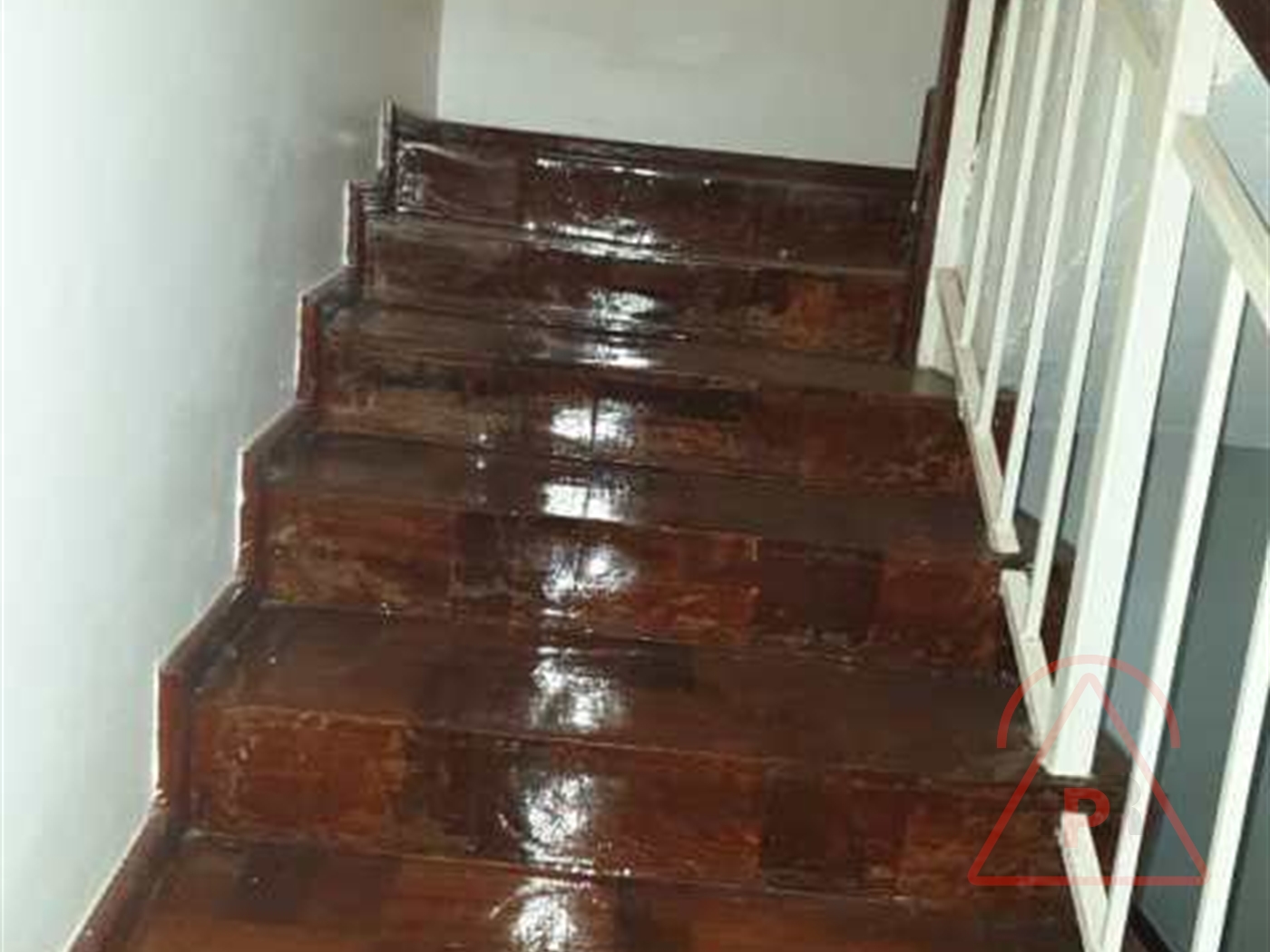 Mansion for rent in Bugoloobi Kampala