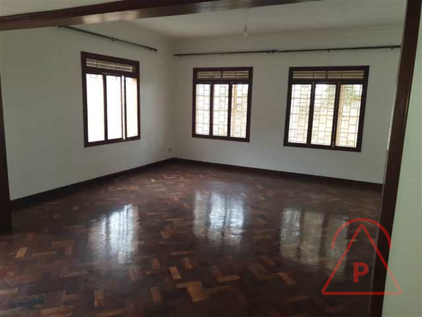 Mansion for rent in Bugoloobi Kampala