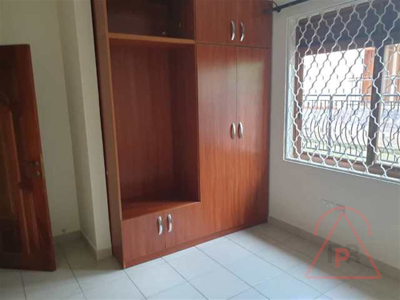 Duplex for rent in Kololo Kampala