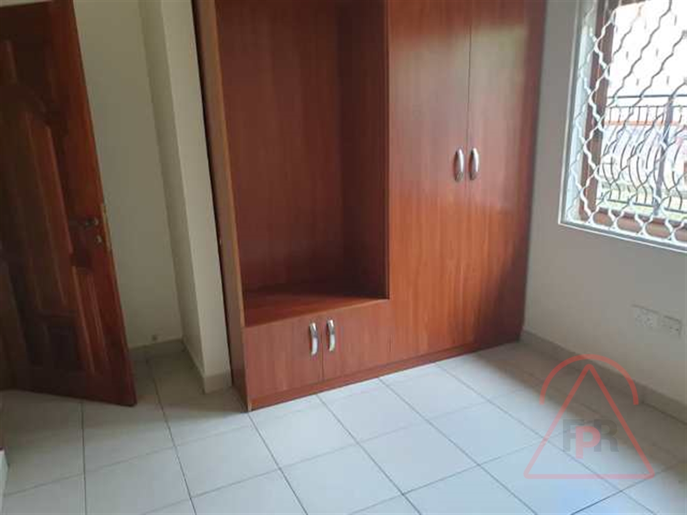 Duplex for rent in Kololo Kampala