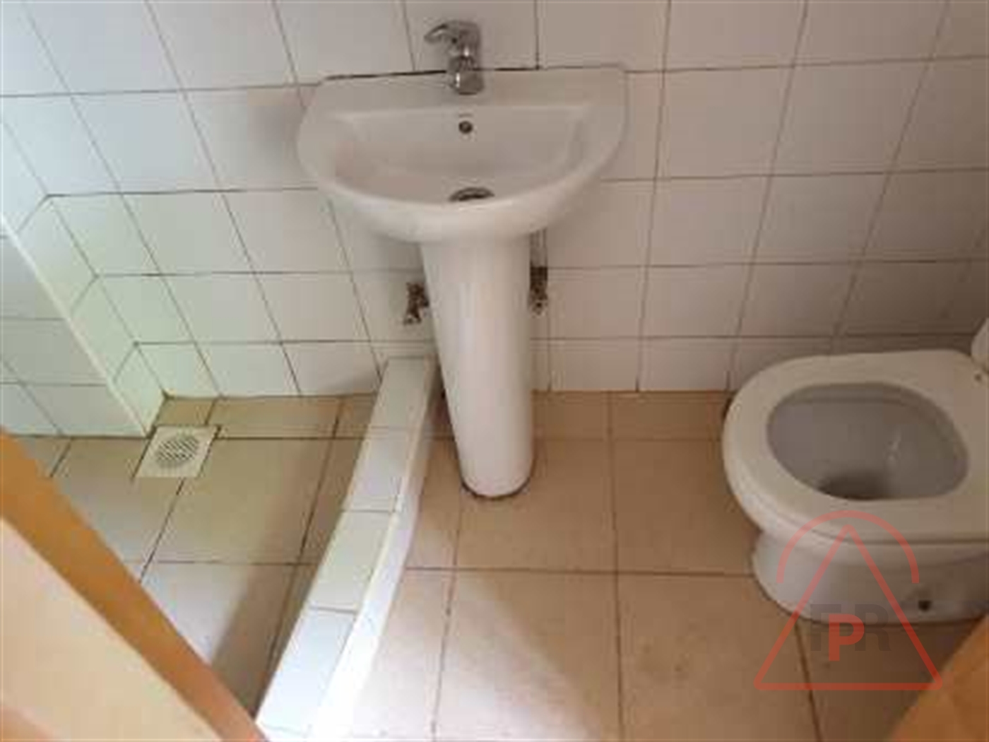 Bathroom (Toilet)