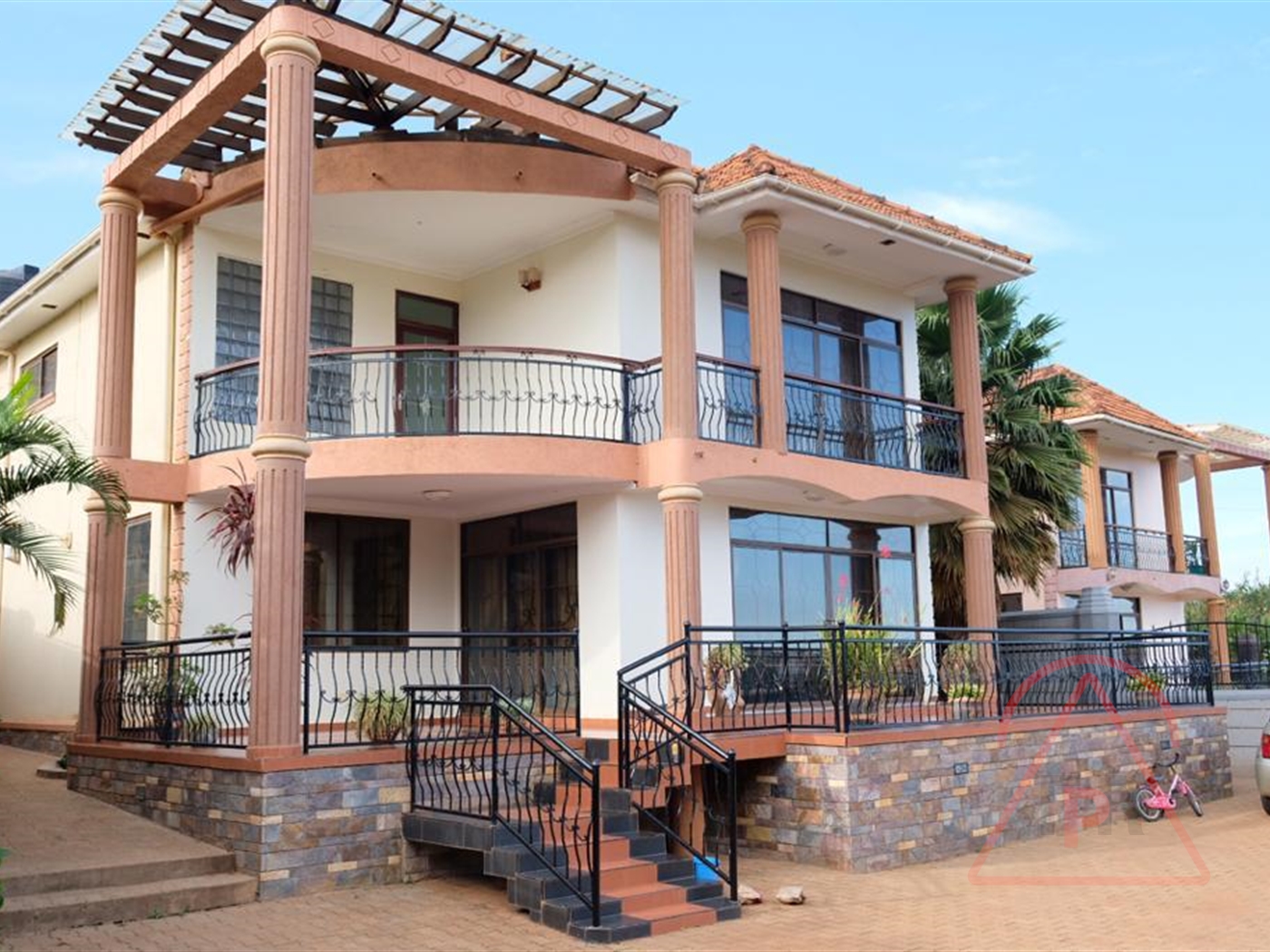 Mansion for sale in Najjera Wakiso