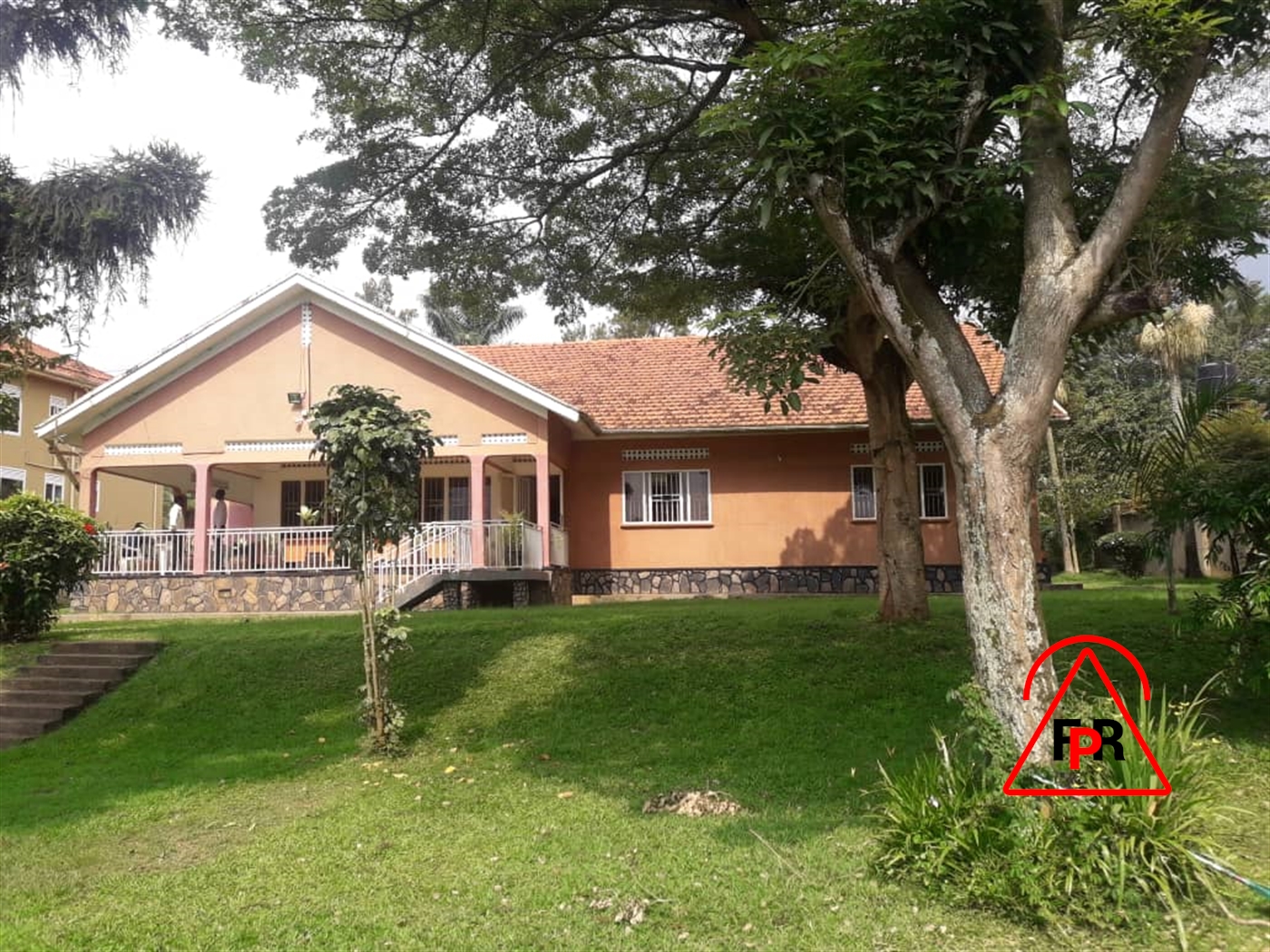 Bungalow for sale in Luzira Kampala