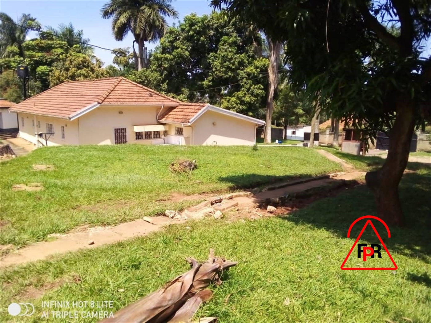 Bungalow for sale in Luzira Kampala