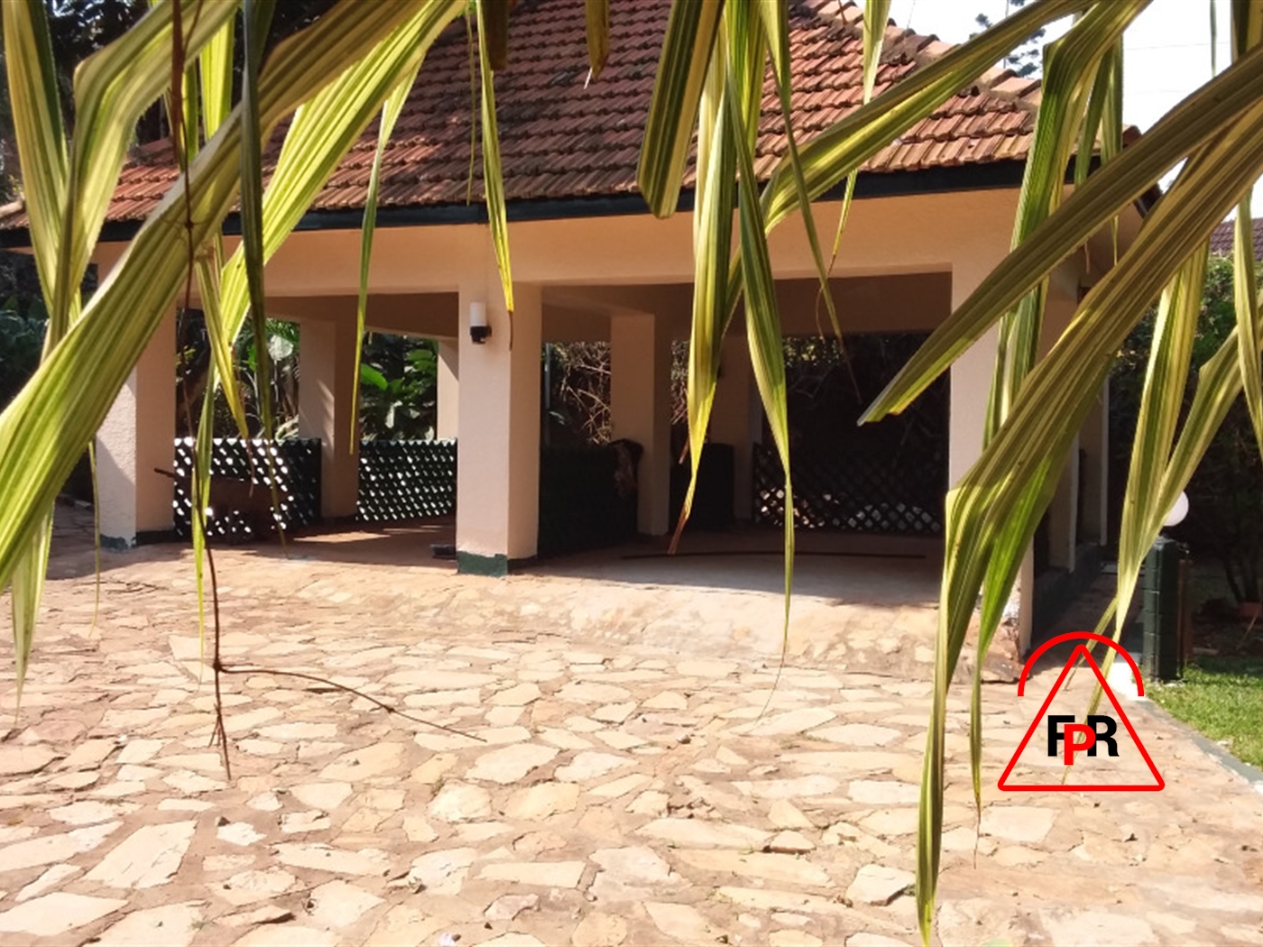 Bungalow for rent in Buziga Kampala