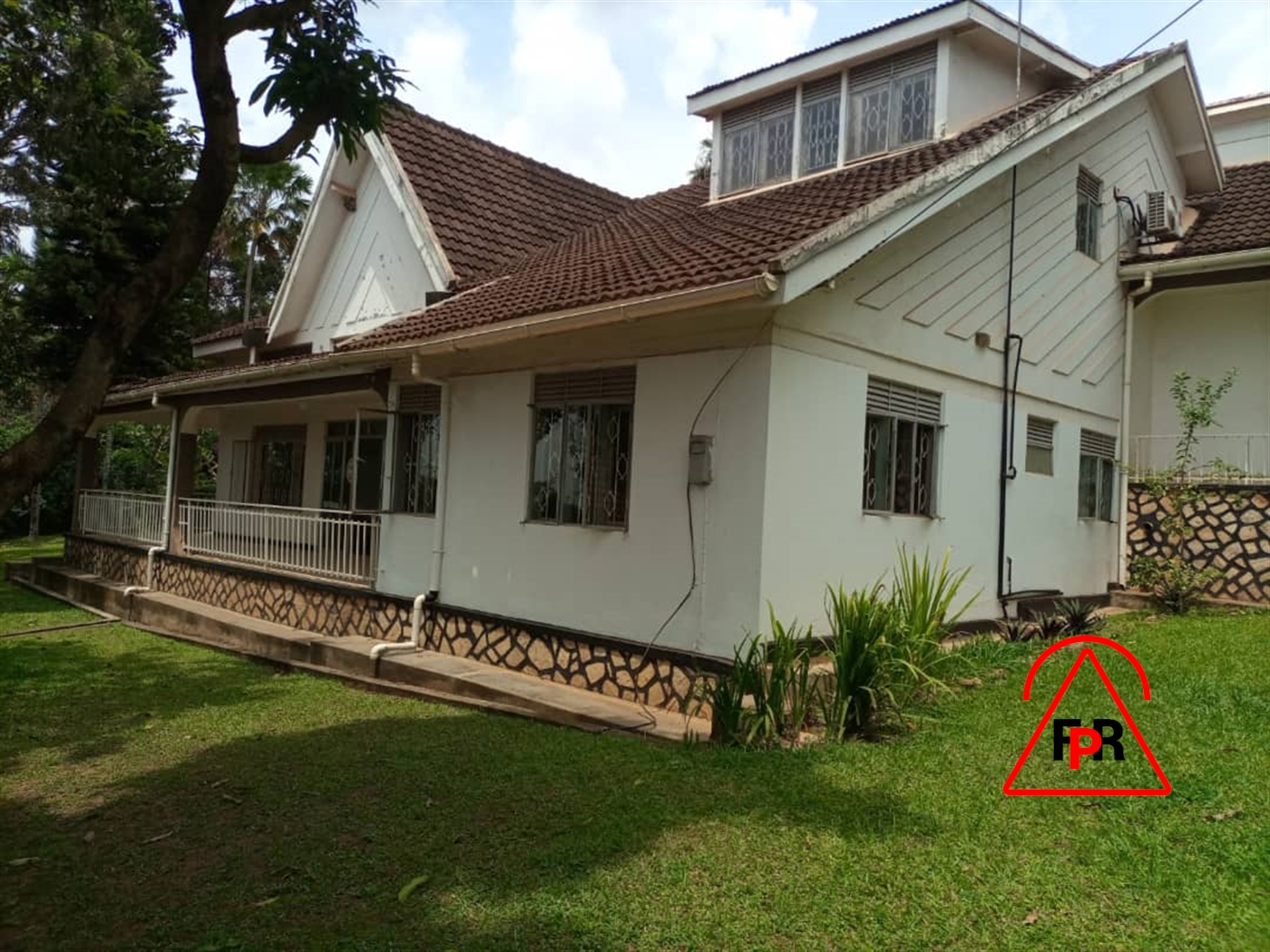 Mansion for sale in Makindye Kampala