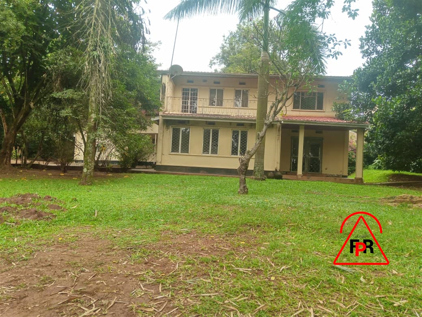 Mansion for sale in Bugoloobi Kampala