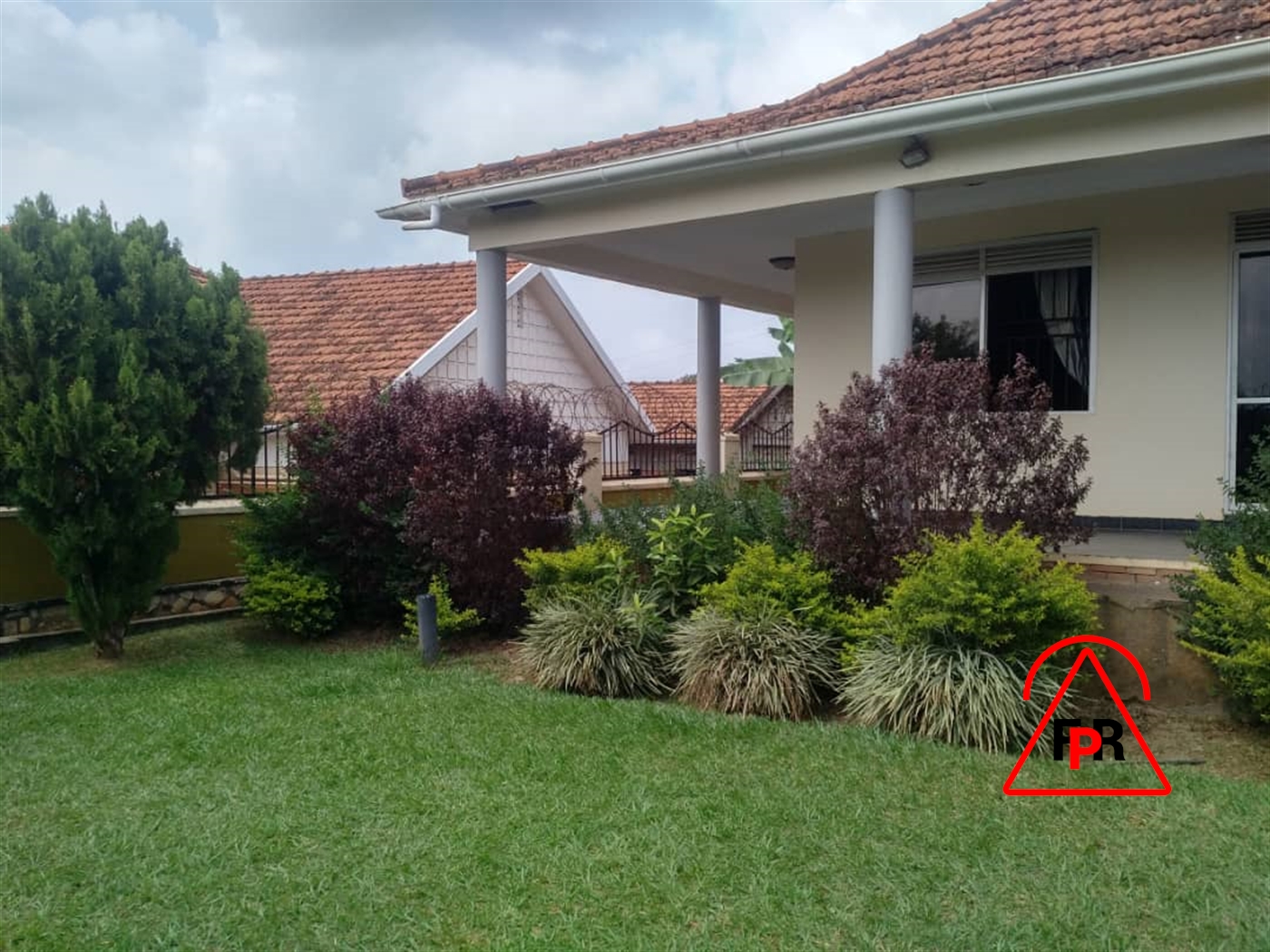 Bungalow for sale in Muyenga Kampala