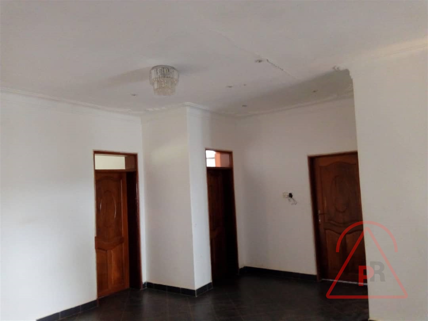 Mansion for rent in Bwebajja Wakiso