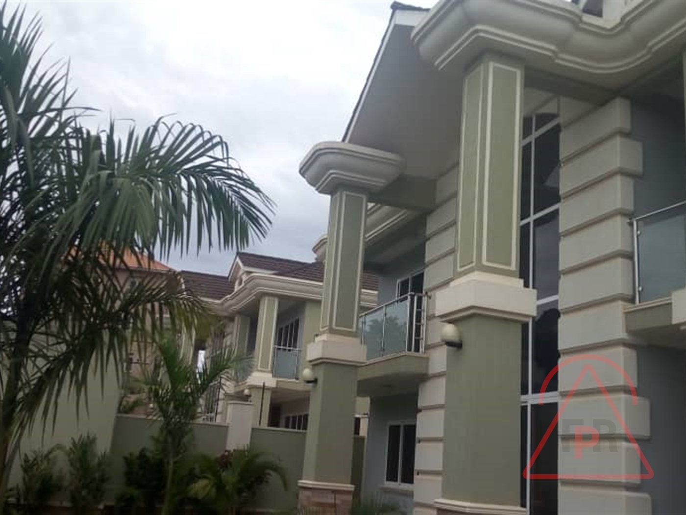 Storeyed house for sale in Munyonyo Kampala