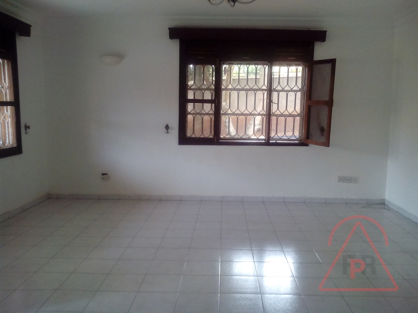 Bungalow for rent in Naguru Kampala