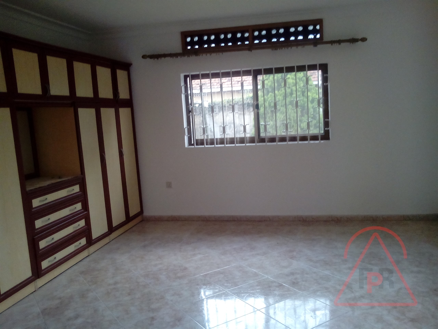 Bungalow for rent in Naguru Kampala