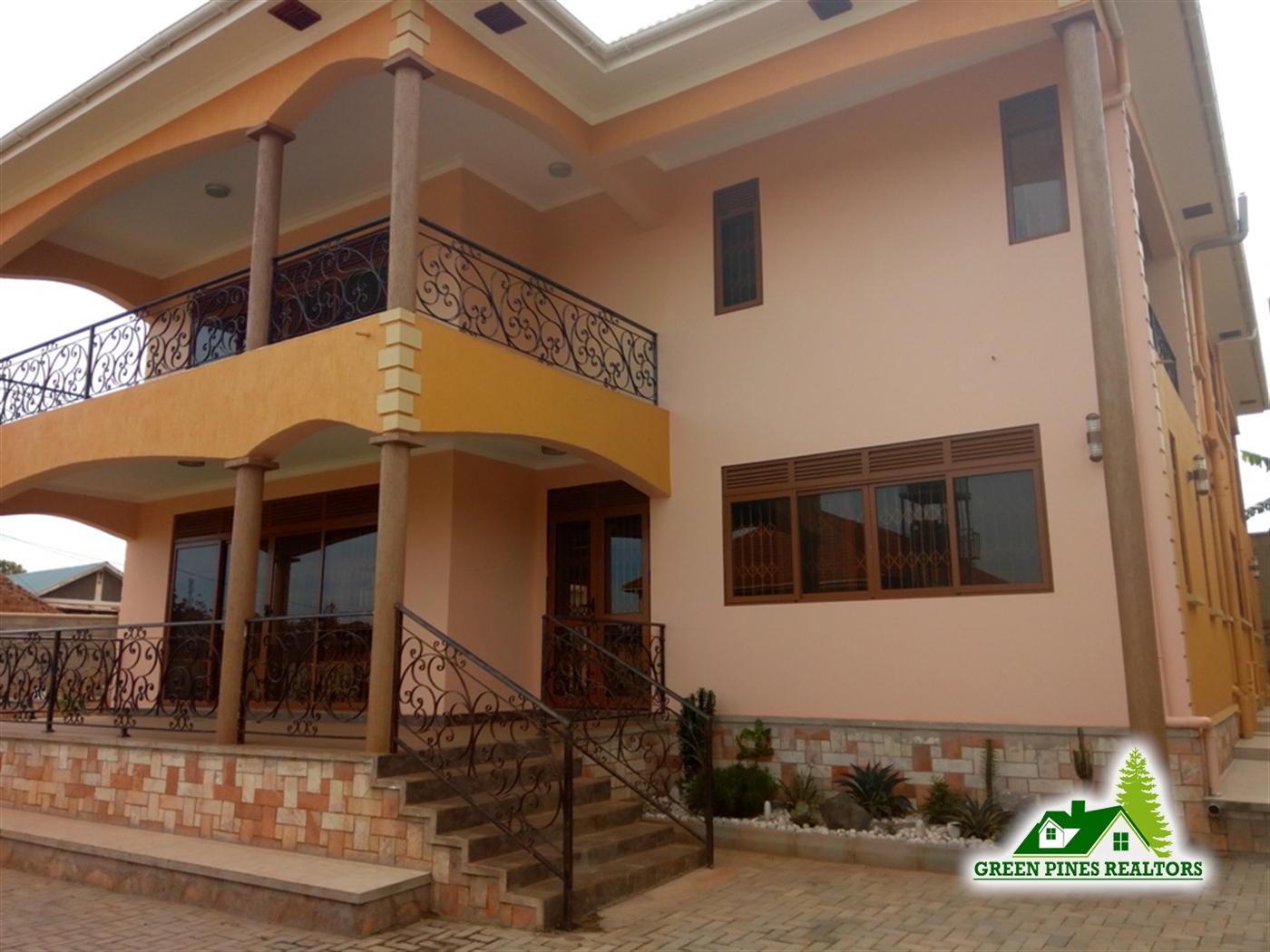 Maisonette for sale in Bbunga Kampala