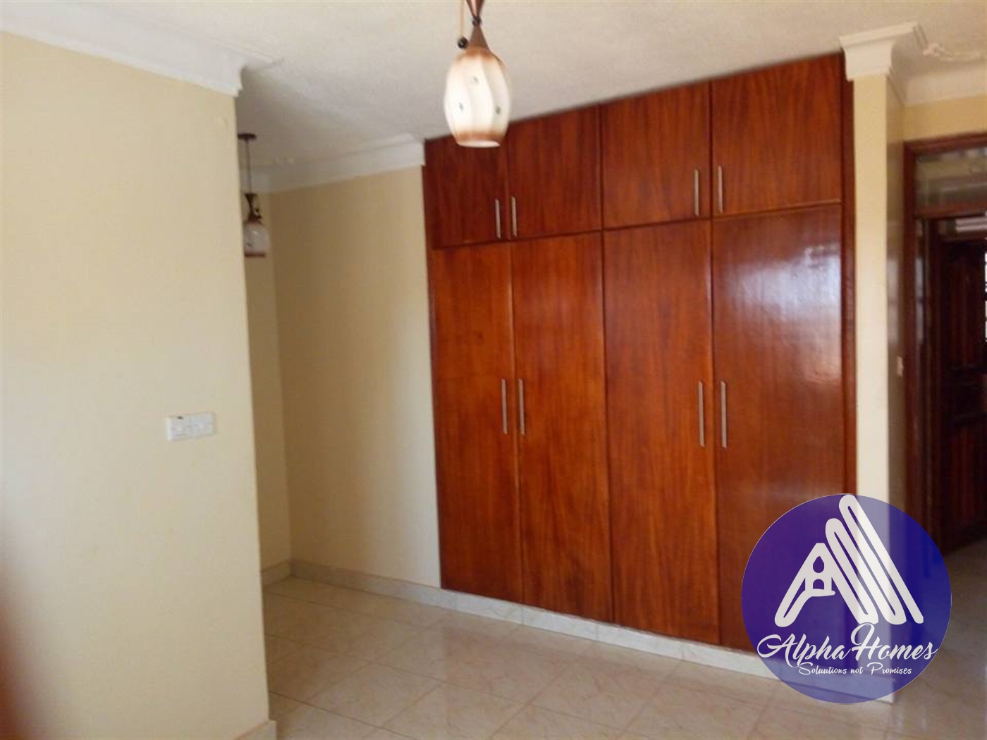 Apartment for rent in Kisaasi Kampala