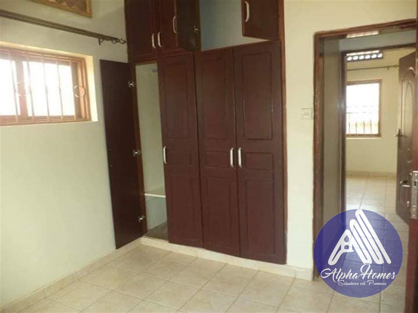 Apartment for rent in Kisaasi Kampala