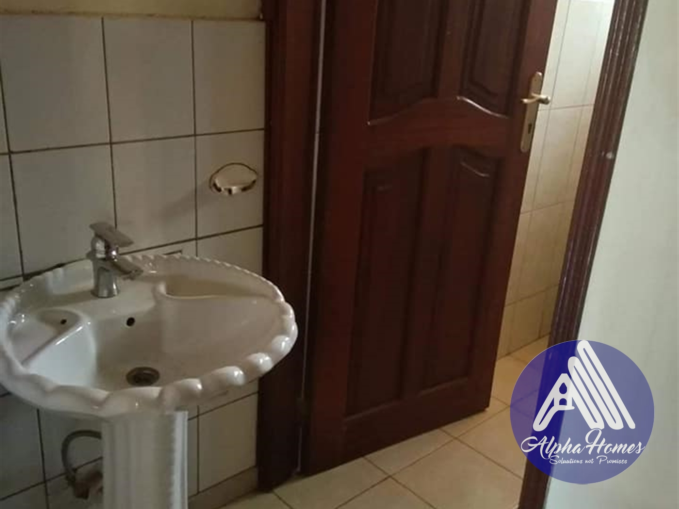 Apartment for rent in Kiwaatule Kampala