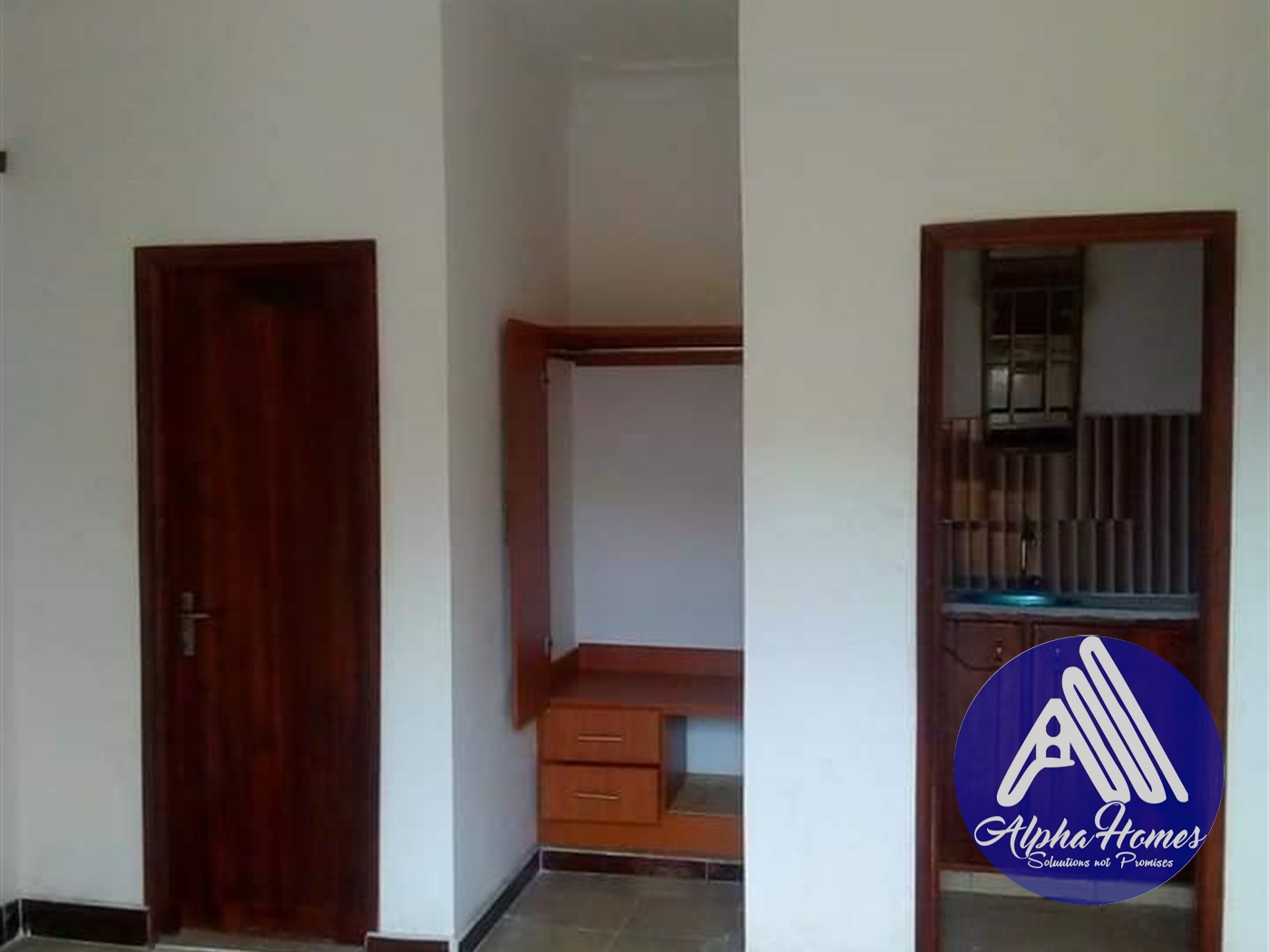 Semi Detached for rent in Bweyogerere Wakiso