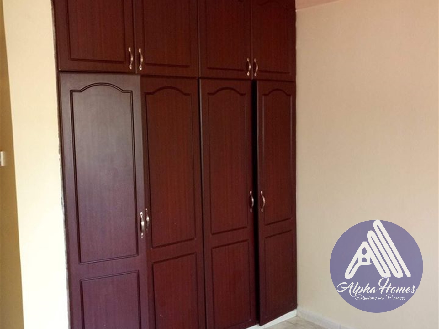 Apartment for rent in Kisaasi Kampala