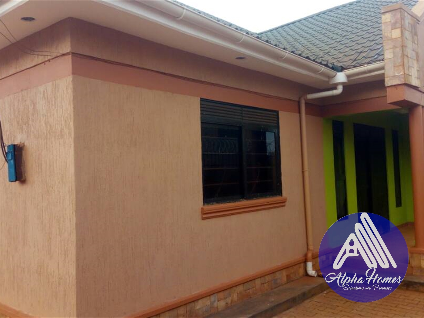 Bungalow for rent in Kira Wakiso