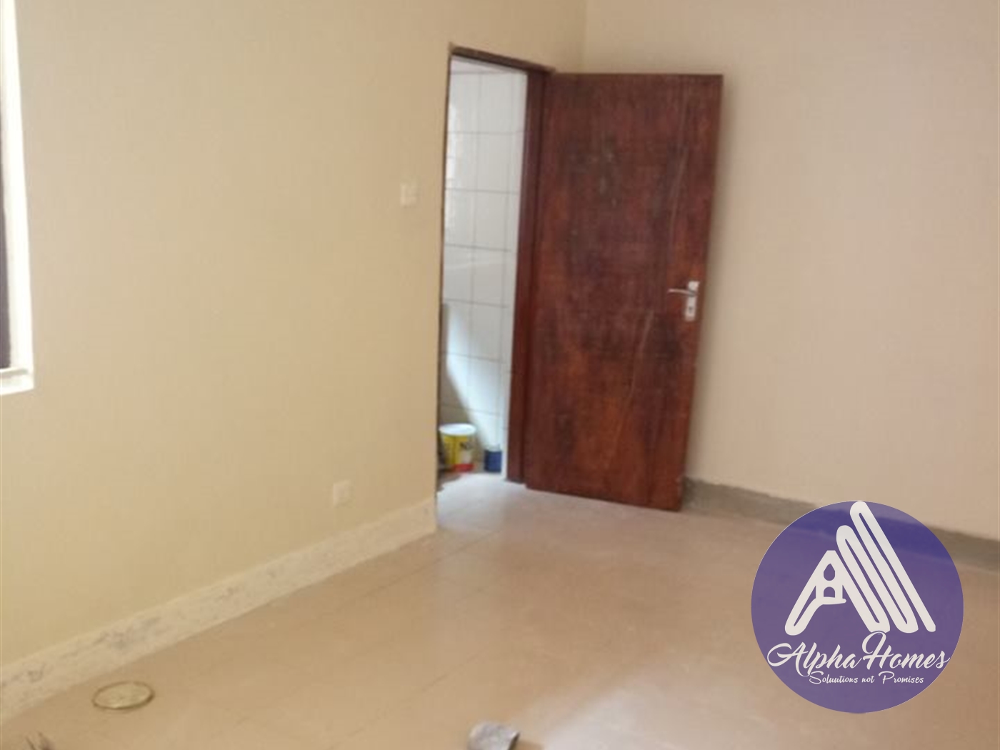 Semi Detached for rent in Kisaasi Kampala