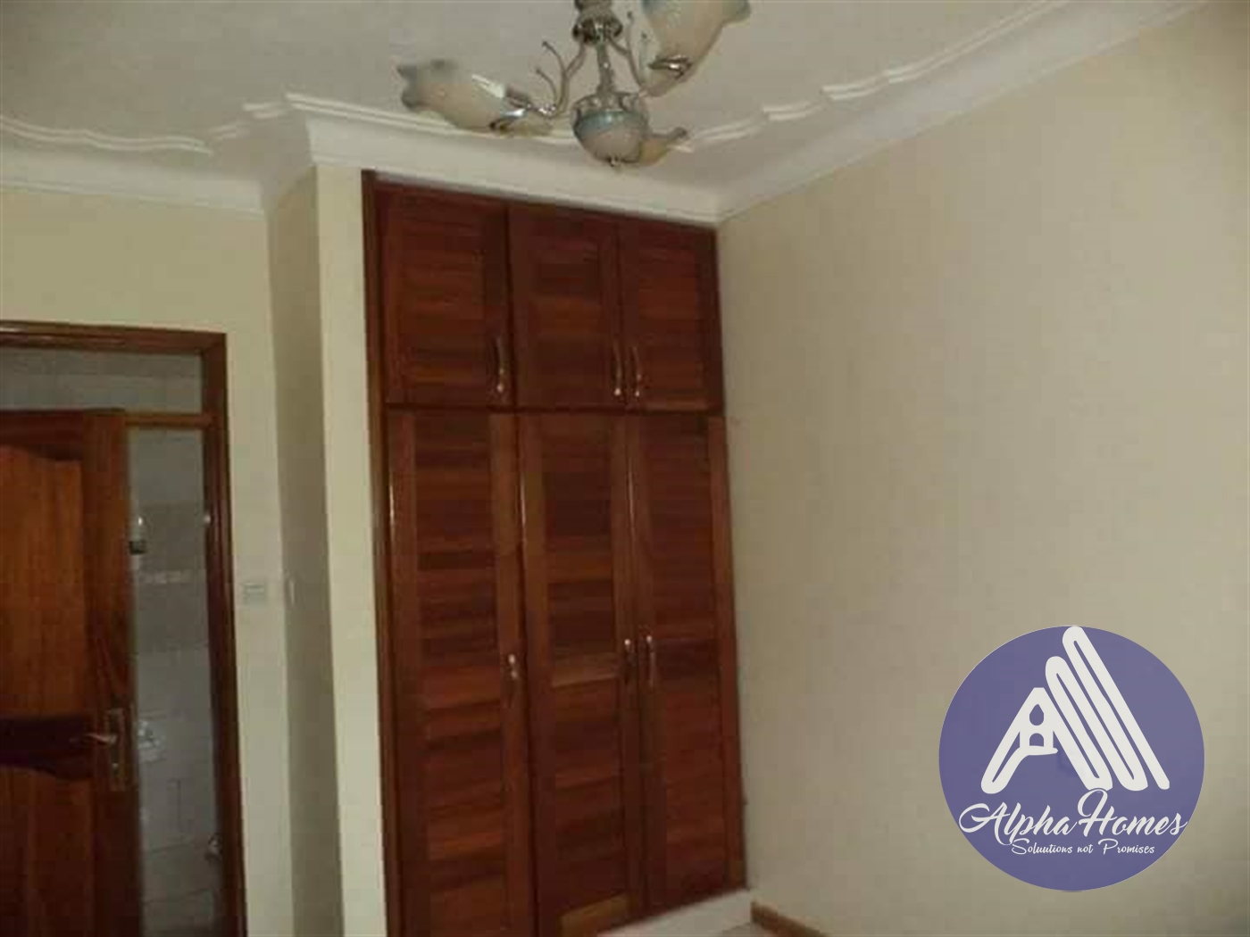 Apartment for rent in Kisaasi Kampala