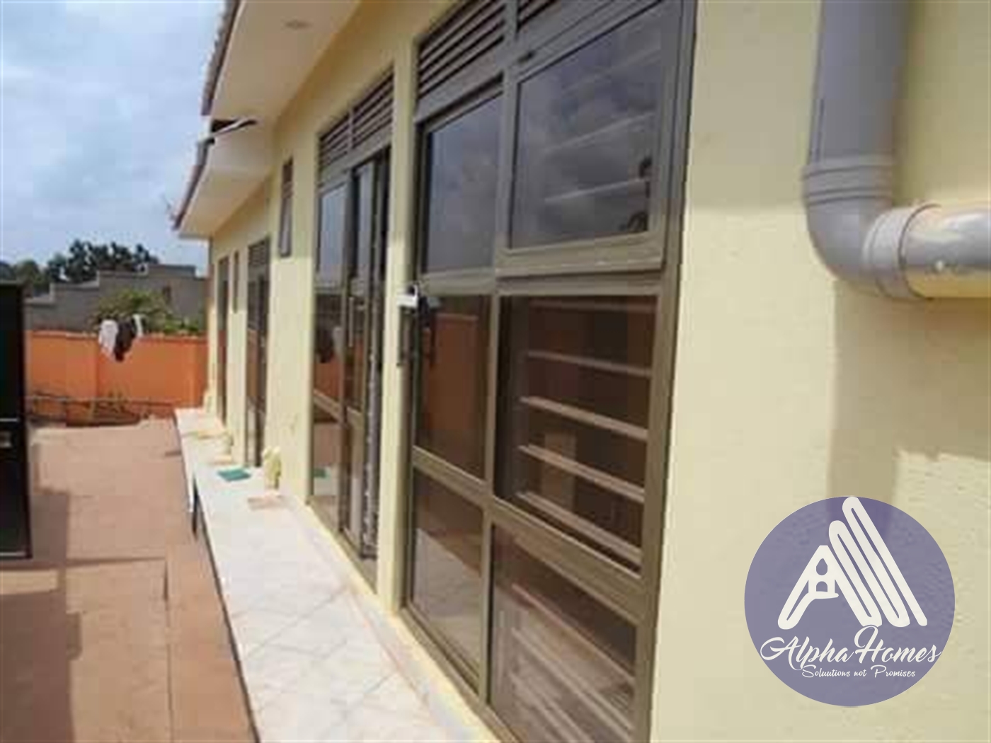 Semi Detached for rent in Kisaasi Kampala