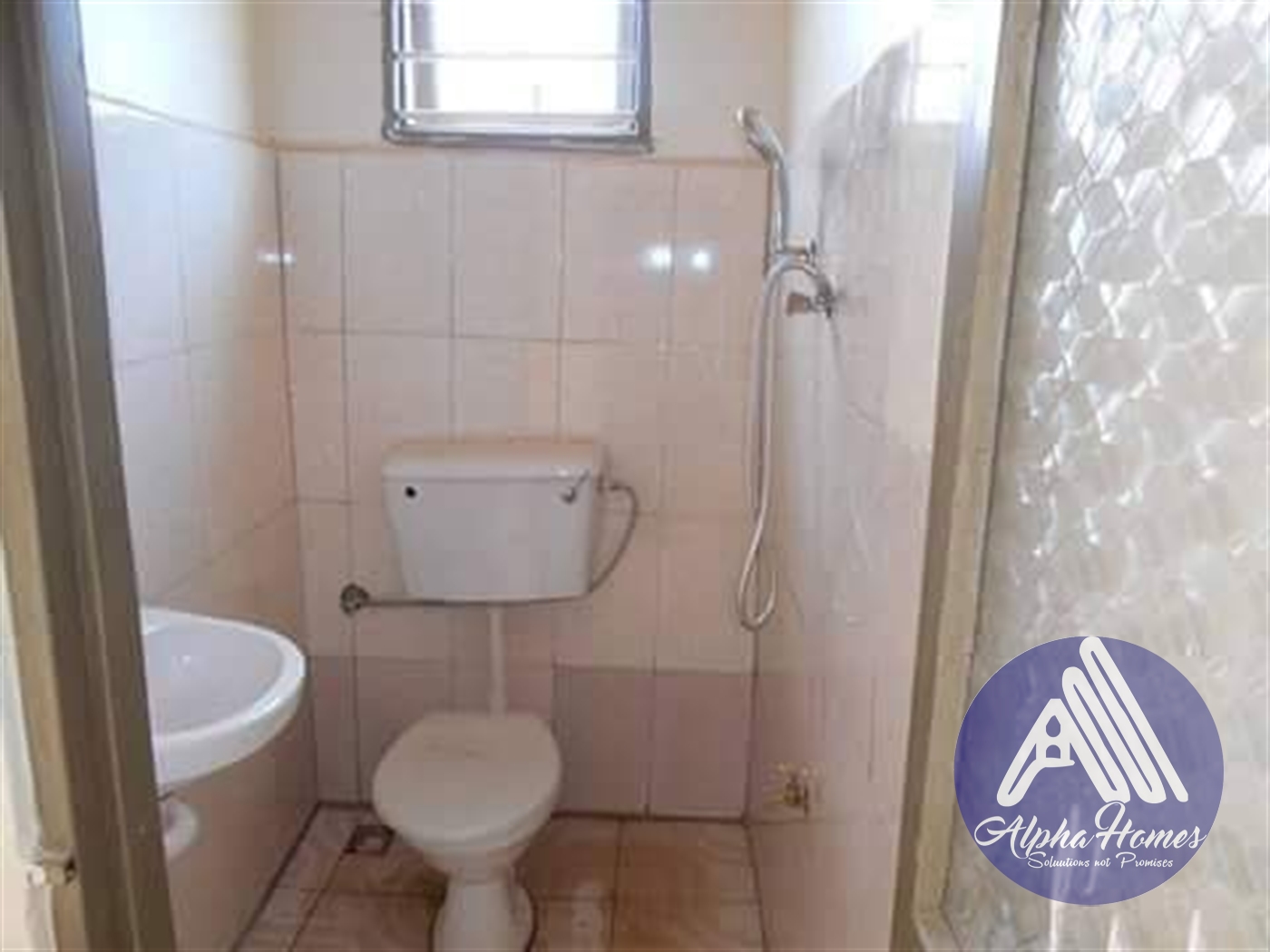 Semi Detached for rent in Kisaasi Kampala